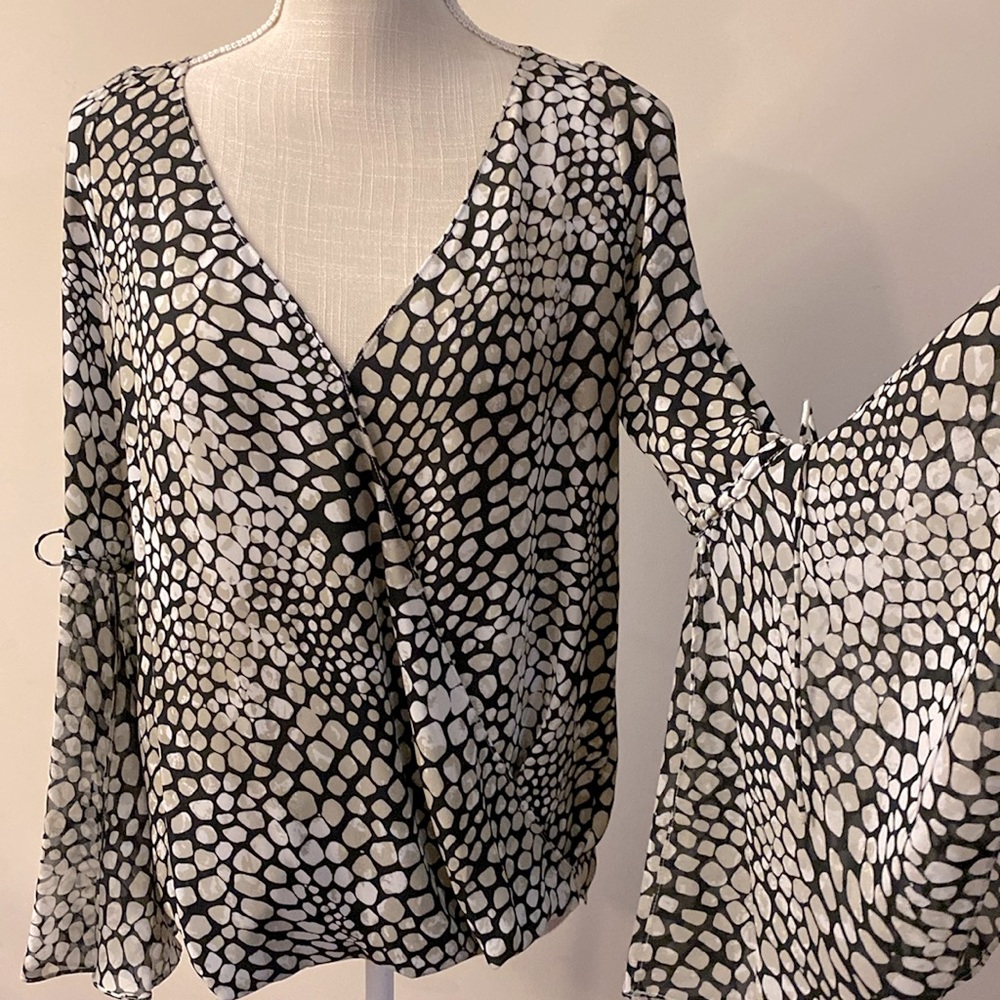 INC women’s surplice neckline self tie bell sleeve with slit blouse size S
